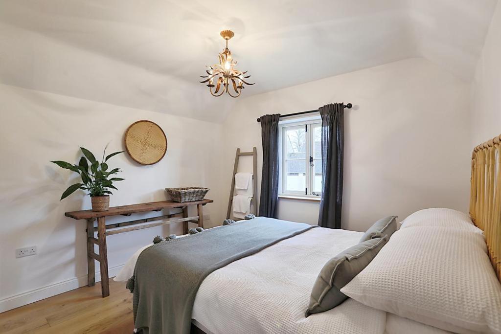 Luxury Cotswold Cottage With Hot Tub In Stow On The Wold! Exteriér fotografie