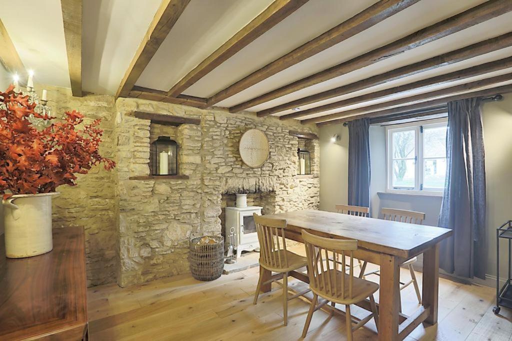 Luxury Cotswold Cottage With Hot Tub In Stow On The Wold! Exteriér fotografie